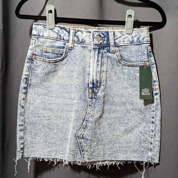 Size - Picture 1 of 1